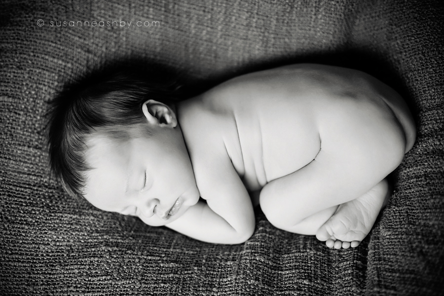 rocklin-newborn-black-and-white-photography