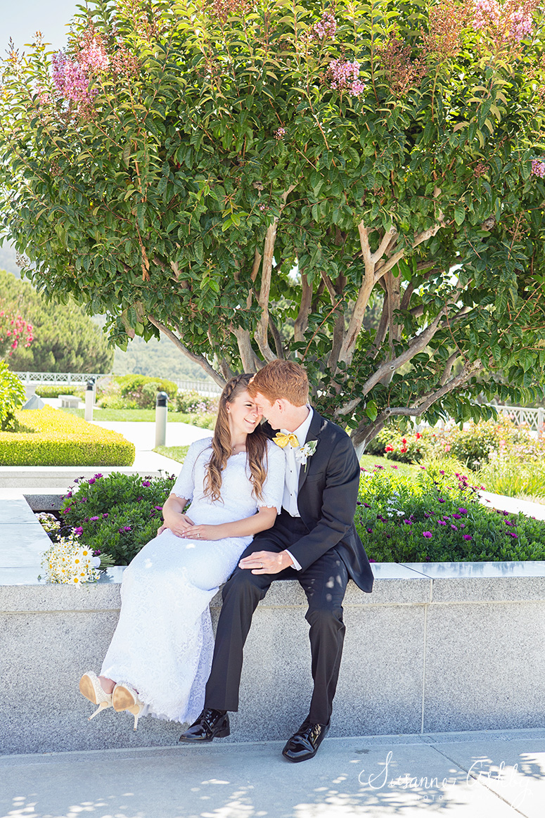 Oakland LDS Mormon temple wedding photographer