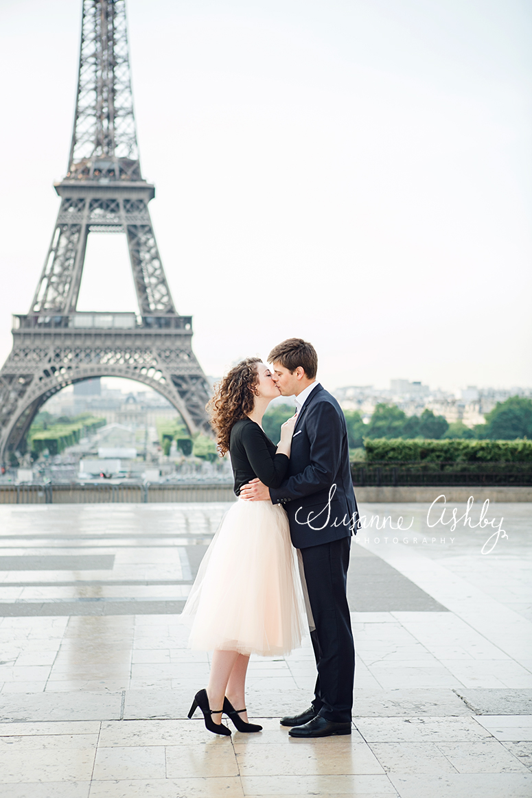 Paris France Trocadero romantic engagement wedding portraits