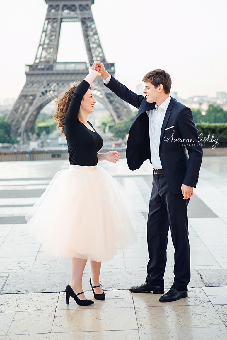 what to wear engagement session Sacramento destination Paris France wedding Photographer