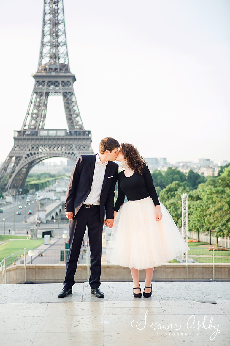 what to wear engagement session Sacramento destination Paris France wedding Photographer