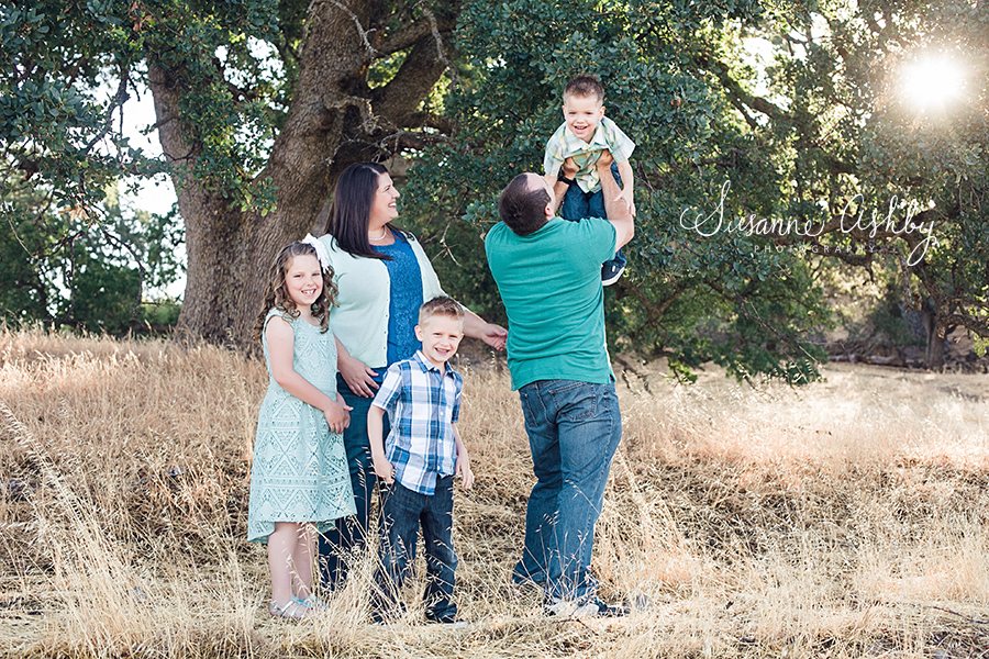 Sacramento Extended Family Reunion Childrens Portraits Photographer